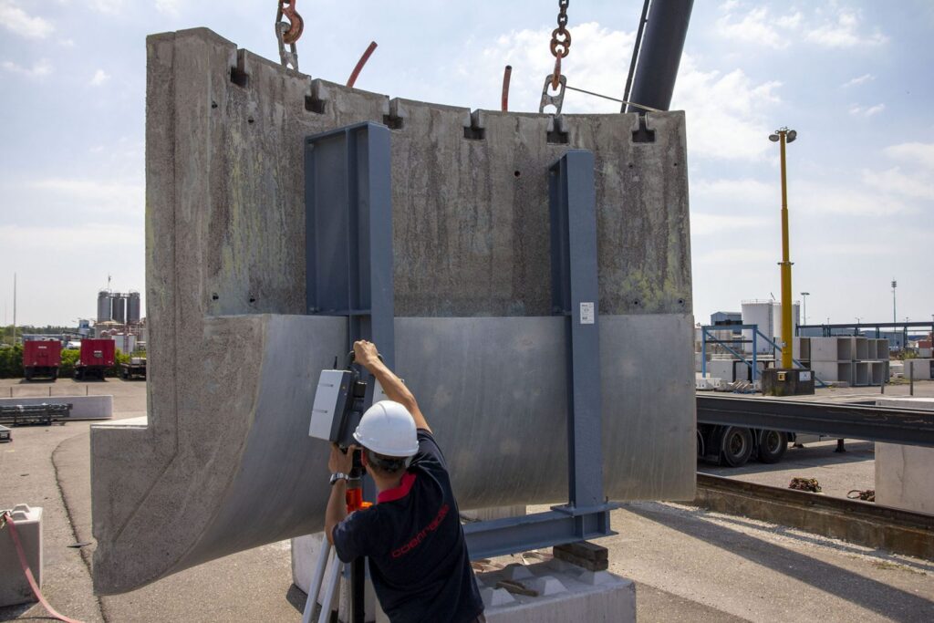 Afsluitdijk-Pompdelen-WACO-beton-Coenradie-3D-Scanning3-1620x1080